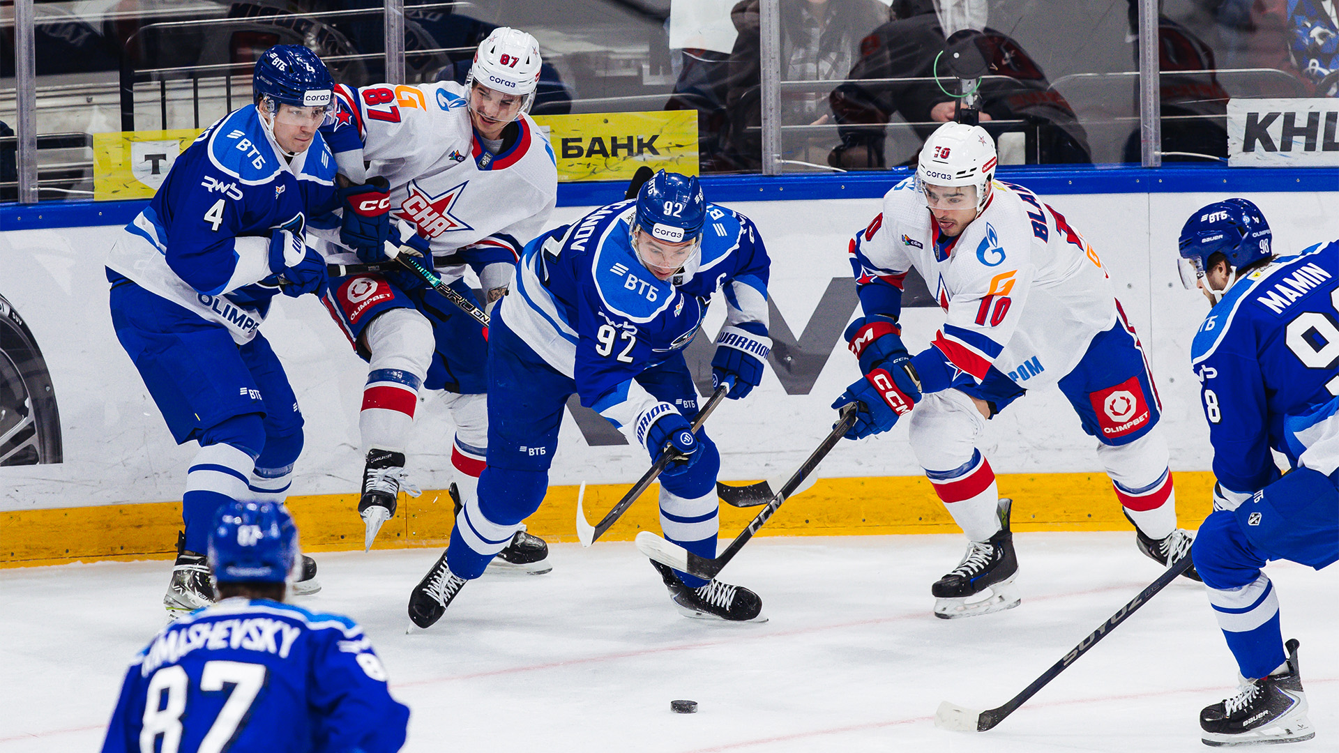 Неприятная концовка. «Динамо» уступает СКА