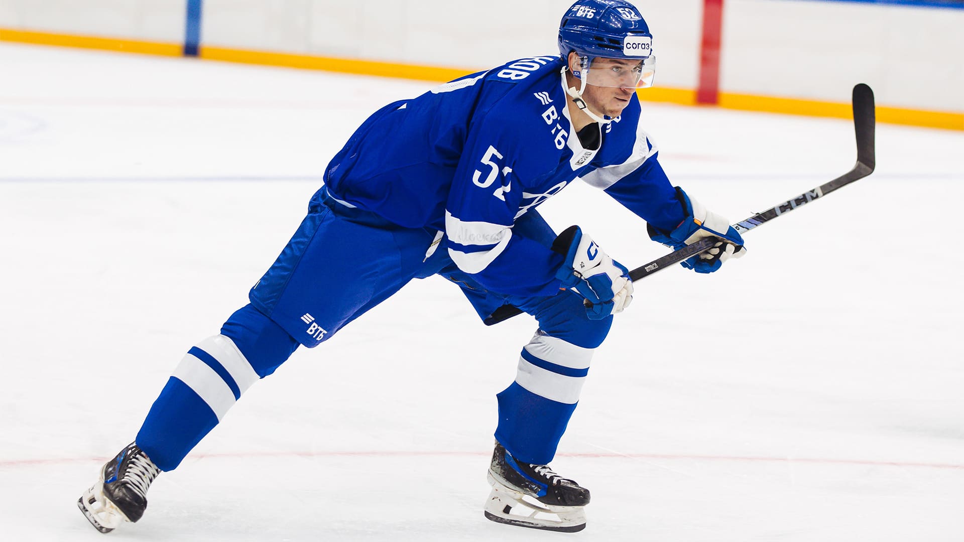 Александр Кисаков подписал полноценное соглашение с бело-голубыми!