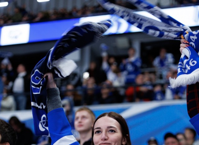 02.10.2025. Трибуны в лицах