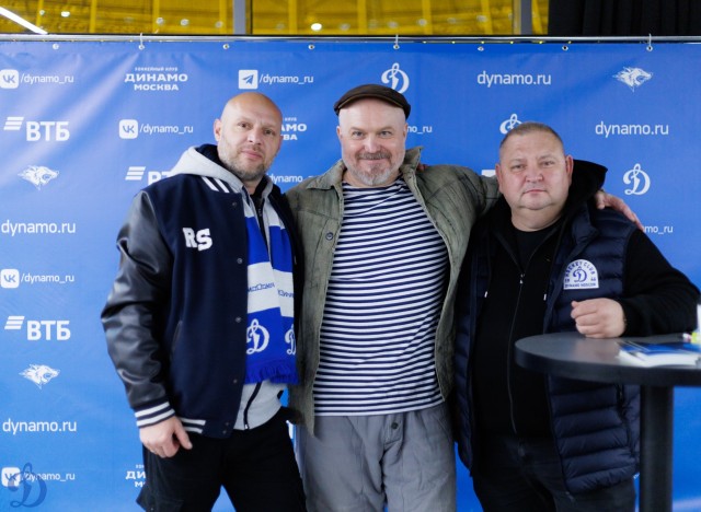 20.10.2025 Автограф-сессия Сергея Чихачева