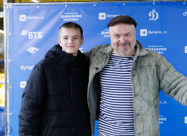 20.10.2025 Автограф-сессия Сергея Чихачева