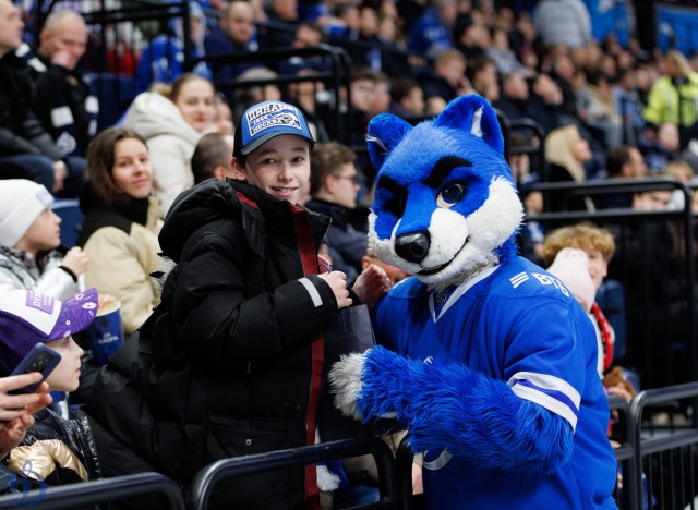 28.01.2026. Трибуны в лица