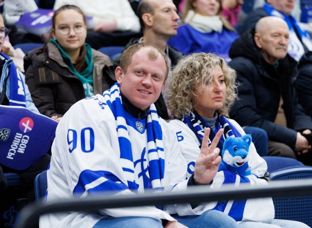 28.01.2026. Трибуны в лица