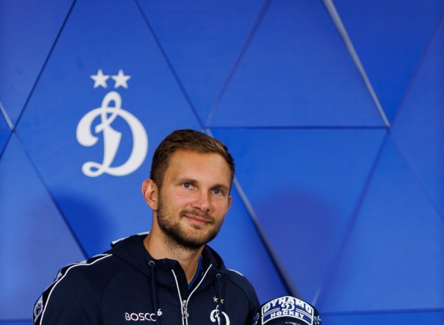 01.03.2026 Автограф-сессия Игоря Лещука