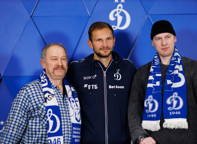 01.03.2026 Автограф-сессия Игоря Лещука