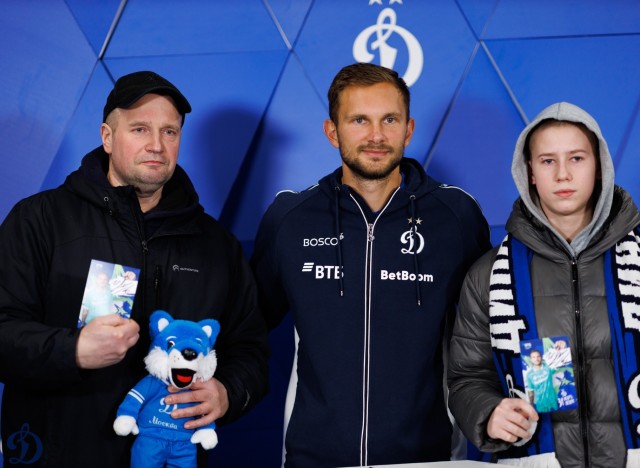 01.03.2026 Автограф-сессия Игоря Лещука