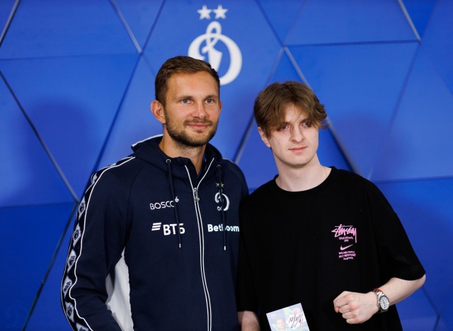 01.03.2026 Автограф-сессия Игоря Лещука