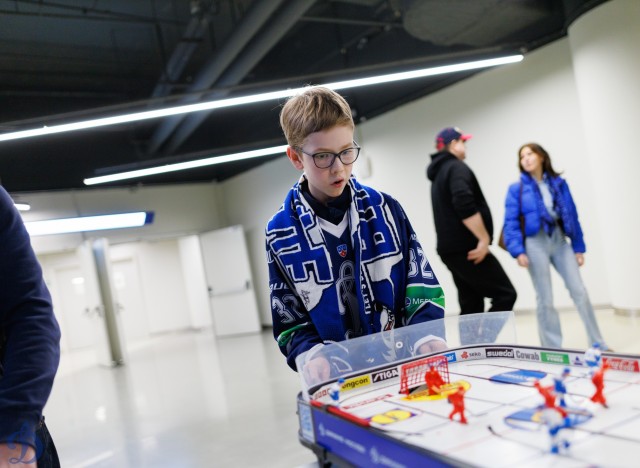 04.03.2026. Трибуны в лицах