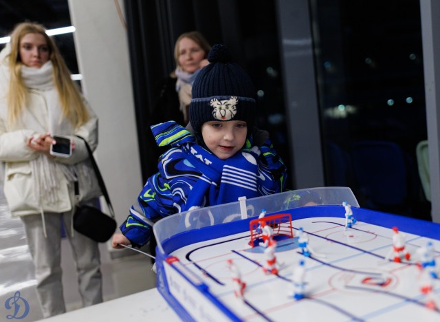 04.03.2026. Трибуны в лицах