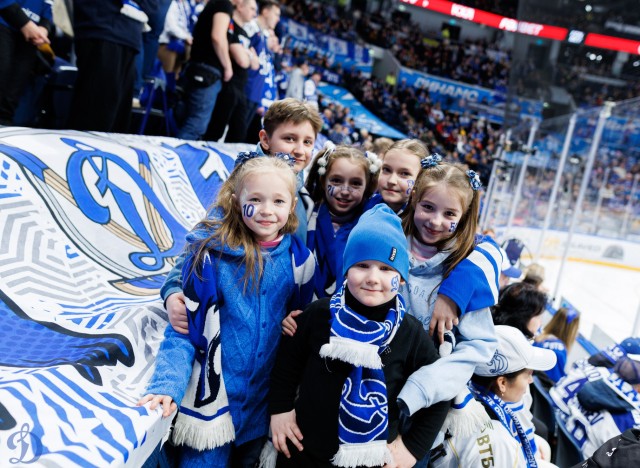 07.03.2026. Трибуны в лицах