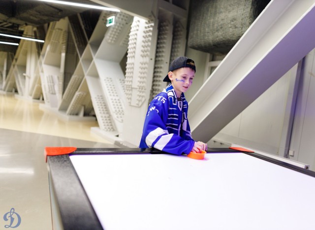 07.03.2026. Трибуны в лицах