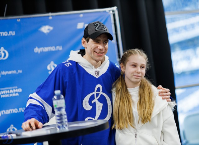 09.03.2026 Автограф-сессия Ильи Лейбина и Максима Пушненкова