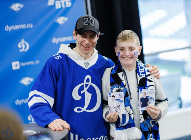 09.03.2026 Автограф-сессия Ильи Лейбина и Максима Пушненкова