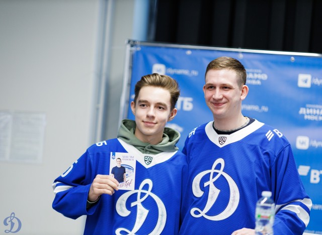 09.03.2026 Автограф-сессия Ильи Лейбина и Максима Пушненкова