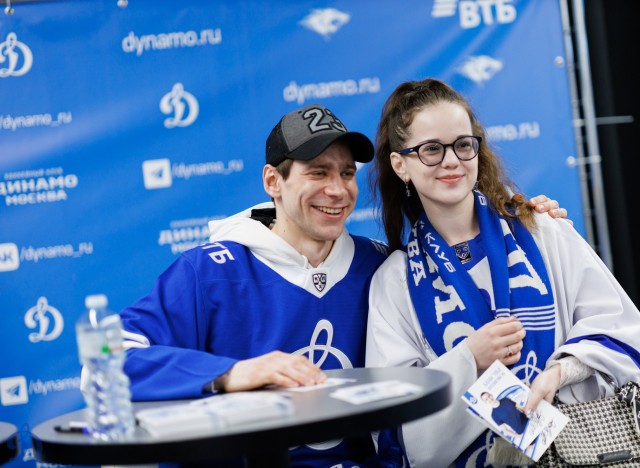 09.03.2026 Автограф-сессия Ильи Лейбина и Максима Пушненкова