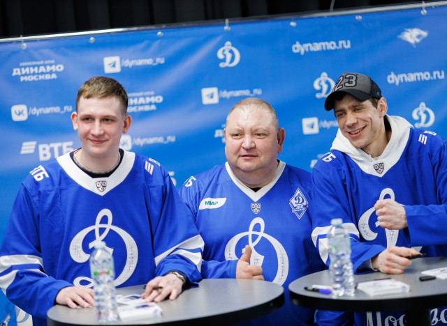 09.03.2026 Автограф-сессия Ильи Лейбина и Максима Пушненкова