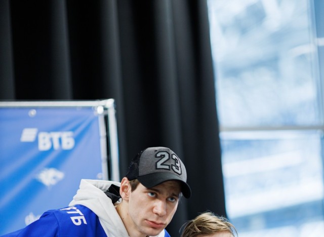 09.03.2026 Автограф-сессия Ильи Лейбина и Максима Пушненкова