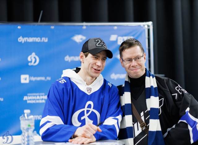 09.03.2026 Автограф-сессия Ильи Лейбина и Максима Пушненкова