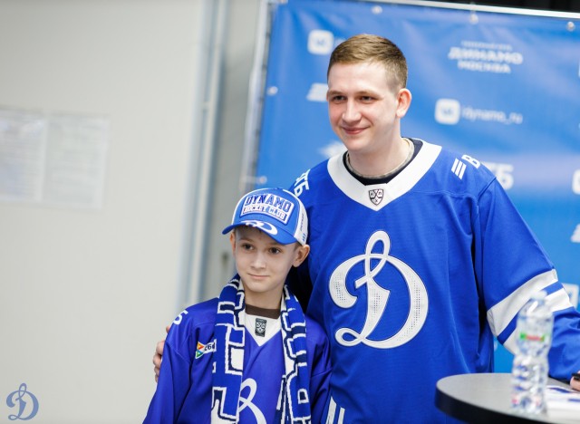 09.03.2026 Автограф-сессия Ильи Лейбина и Максима Пушненкова