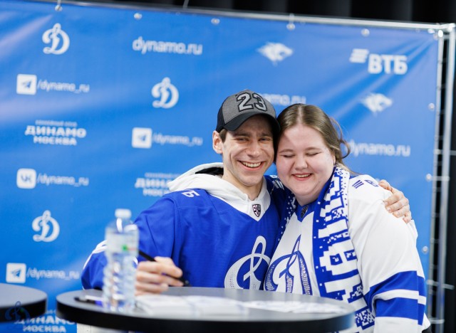 09.03.2026 Автограф-сессия Ильи Лейбина и Максима Пушненкова