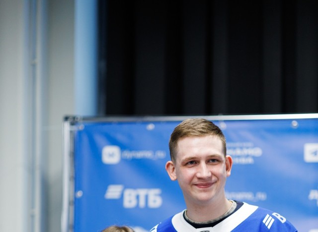 09.03.2026 Автограф-сессия Ильи Лейбина и Максима Пушненкова