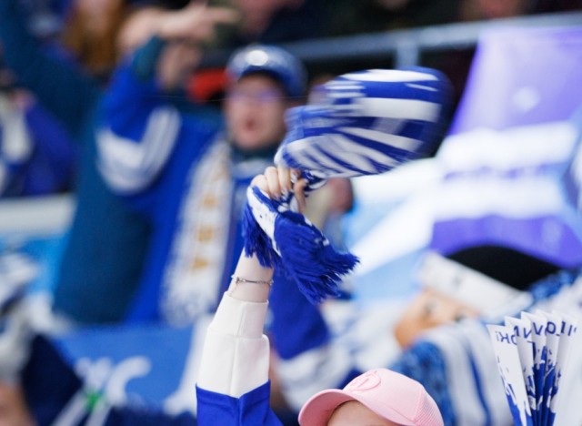 09.03.2026. Трибуны в лицах