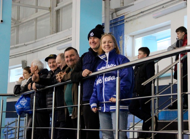 Открытие памятного монумента В.С.Мышкину и матч ветеранов