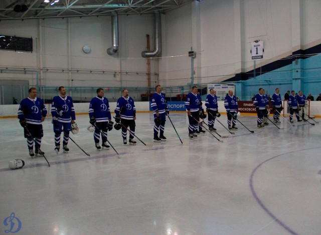 Открытие памятного монумента В.С.Мышкину и матч ветеранов