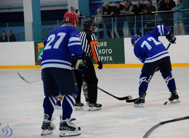 Открытие памятного монумента В.С.Мышкину и матч ветеранов