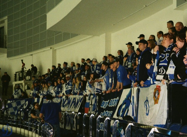 1/8 плей-офф Кубка Гагарина. «Динамо-Минск» — «Динамо» Москва в пленочных кадрах