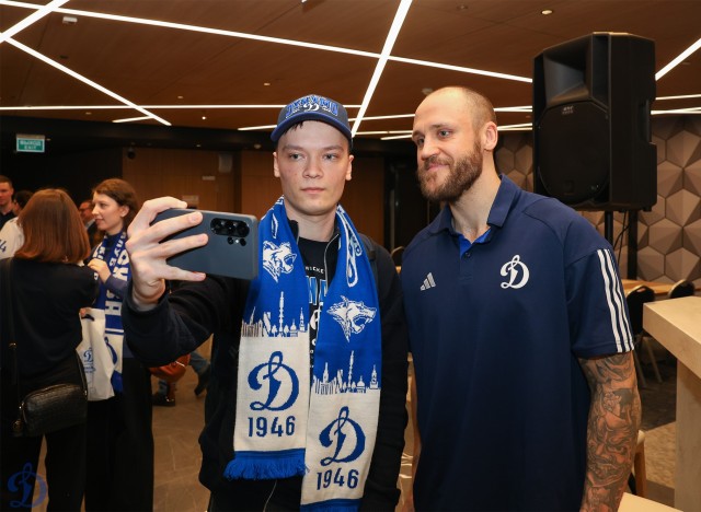 10.04.2026 Встреча команды с болельщиками