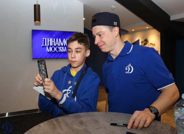 10.04.2026 Встреча команды с болельщиками