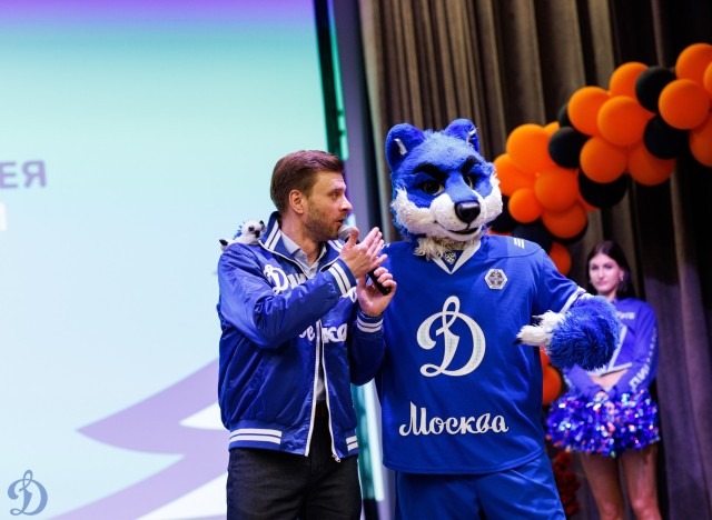 13.05.2026 Урок хоккея в школе №2094