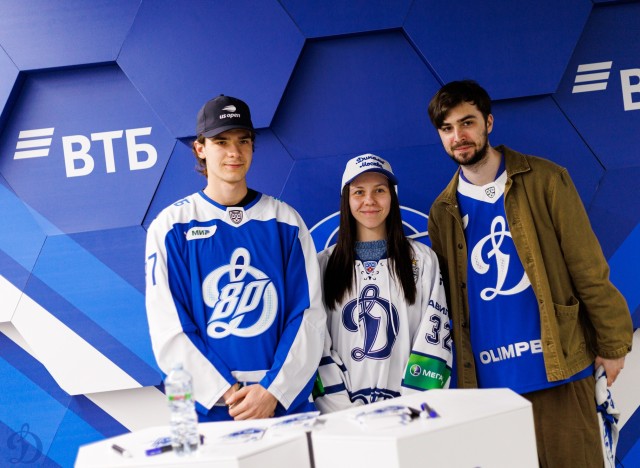 07.10.2026. Автограф-сессия Егора Римашевского